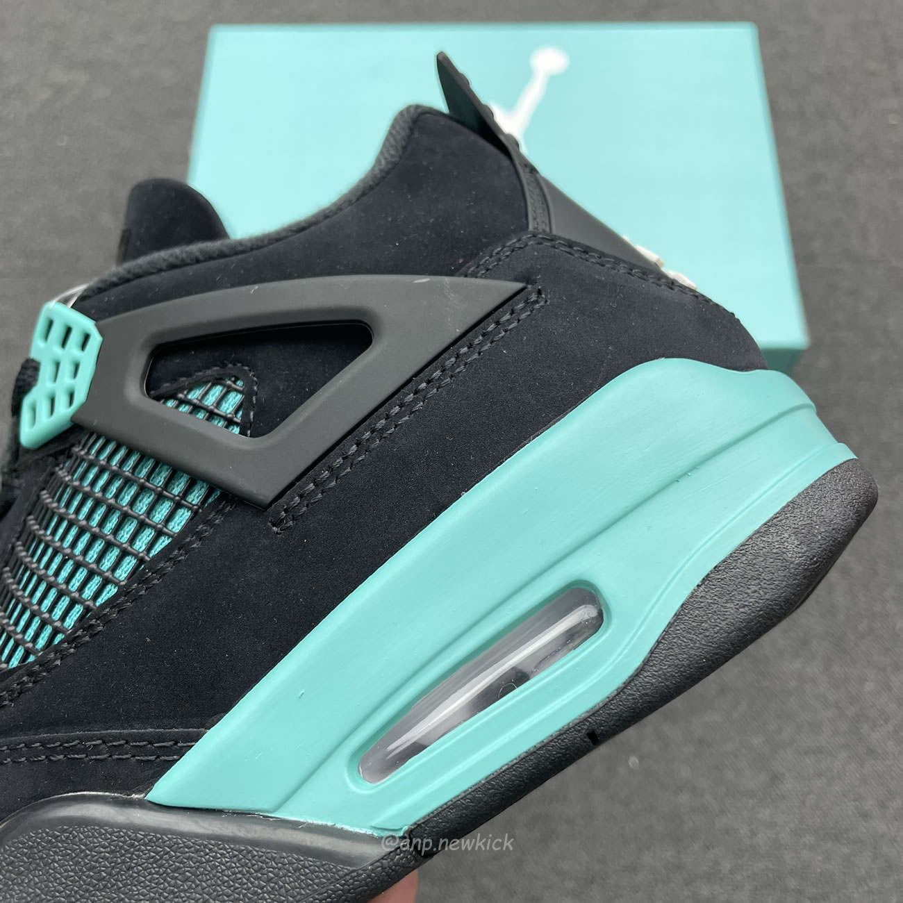 Air Jordan 4 Retro Tiffany Black Green (2) - newkick.vip